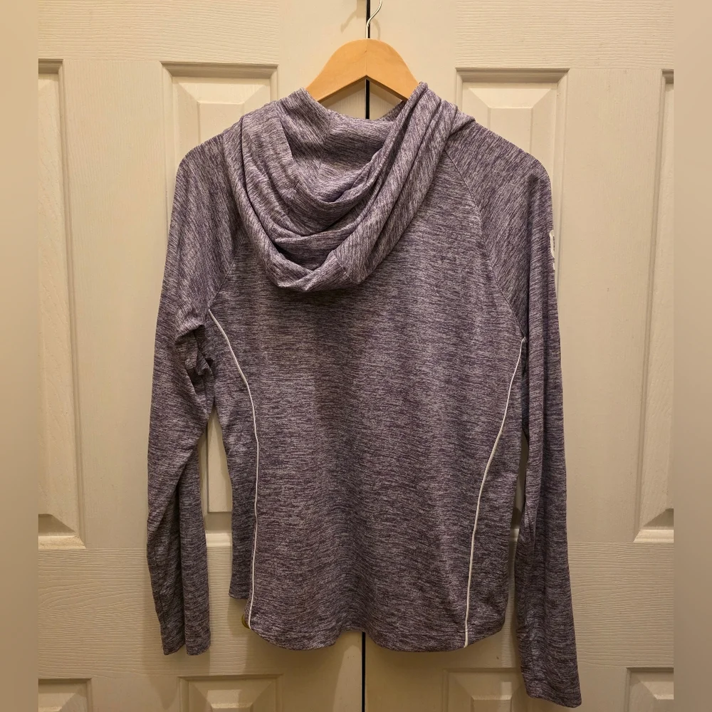 Under Armour Women's Velocity Wordmark Hoodie- Size XL- NWT (never worn) 💜